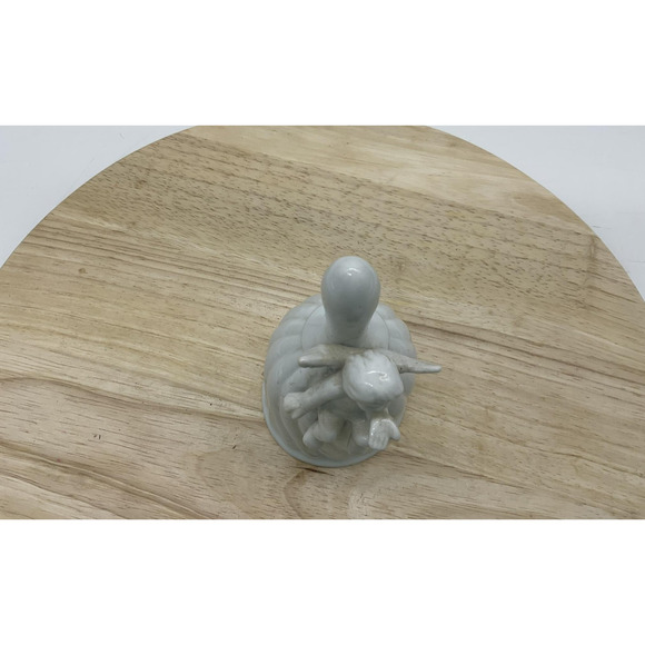 White Ceramic Angel Bell Figurine Cherub Sitting On Bell Decorative Collectible - Picture 7 of 7